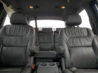 2010 Honda Odyssey EX-L z VIN 5FNRL3H76AB071109, wystawiony jako Copart lot #70342294 z przebiegiem 187 872 mil mil oraz Szkoda całkowita • Salvage title. Historia ofert i sprzedaży dostępna na DreamBid. Obrazek 10.