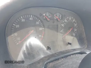 2001 Volkswagen Jetta с VIN 3VWRS29M21M049019, выставлен на аукционе IAAI как лот 42240253 с пробегом Не указан миль и . История ставок и продаж доступна на DreamBid. Изображение 7.