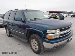 2005 Chevrolet Tahoe LT with VIN 1GNEC13T45R153791, listed as a IAAI auction lot 41553867 with 232,820 mi miles. Bid and sale history available at carsss.com. Image 1.