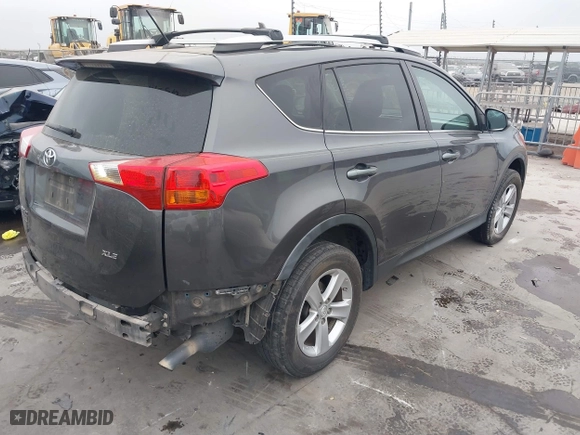 2013 Toyota RAV4 XLE with VIN 2T3WFREV3DW061989, listed as a IAAI auction lot 40766211 with 202,302 mi miles. Bid and sale history available at carsss.com. Image 4.