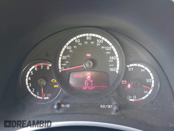 2013 Volkswagen Beetle with VIN 3VWHX7AT3DM682758, listed as a IAAI auction lot 40869170 with 88,793 mi miles and . Bid and sale history available at DreamBid. Image 7.