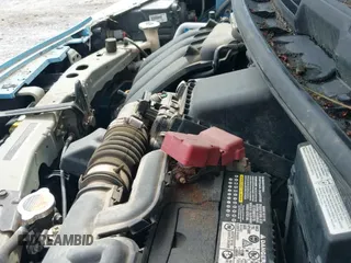 2015 Nissan Note SV z VIN 3N1CE2CPXFL421502, wystawiony jako IAAI lot #42780752 z przebiegiem 196 430 mil mil oraz . Historia ofert i sprzedaży dostępna na DreamBid. Obrazek 12.