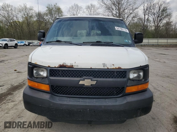 2012 Chevrolet Express Cargo z VIN 1GCSGAFX2C1141147, wystawiony jako Copart lot #54799115 z przebiegiem 286 137 mil mil oraz Czysty tytuł • Clean title. Historia ofert i sprzedaży dostępna na DreamBid. Obrazek 5.