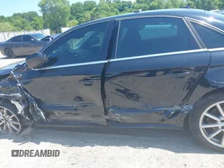 2014 Audi A4 Premium Plus z VIN WAUFFAFL3EN038278, wystawiony jako IAAI lot #42340189 z przebiegiem 167 870 mil mil oraz . Historia ofert i sprzedaży dostępna na DreamBid. Obrazek 18.
