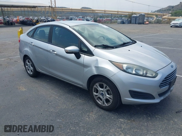 2016 Ford Fiesta SE with VIN 3FADP4BJ6GM122174, listed as a IAAI auction lot 42161294 with 138,090 mi miles. Bid and sale history available at carsss.com. Image 1.