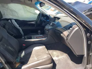 2011 Infiniti M with VIN JN1BY1AP1BM321885, listed as a IAAI auction lot 41848996 with 96,800 mi miles and . Bid and sale history available at DreamBid. Image 5.
