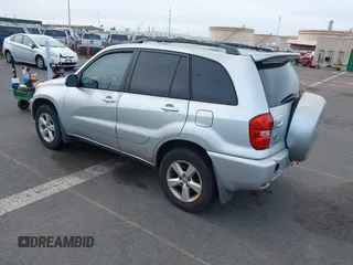 2005 Toyota RAV4 with VIN JTEGD20VX50047632, listed as a IAAI auction lot 41827122 with 214,716 mi miles. Bid and sale history available at carsss.com. Image 3.