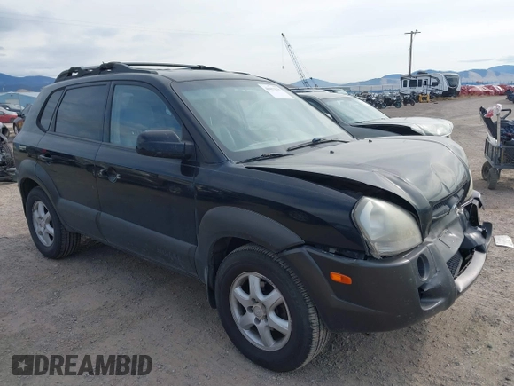 2005 Hyundai Tucson GLS with VIN KM8JN72D65U192566, listed as a IAAI auction lot 40457875 with 177,352 mi miles. Bid and sale history available at carsss.com. Image 1.