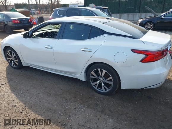 2017 Nissan Maxima SV with VIN 1N4AA6AP9HC413793, listed as a IAAI auction lot 41774072 with 131,620 mi miles. Bid and sale history available at carsss.com. Image 3.