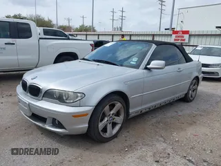 2006 BMW 3 Series 325Ci with VIN WBABW33416PX83768, listed as a IAAI auction lot 41753019 with 116,411 mi miles. Bid and sale history available at carsss.com. Image 2.