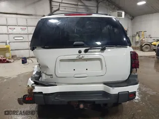 2005 Chevrolet TrailBlazer LT with VIN 1GNDT13S852227810, listed as a IAAI auction lot 41351120 with 163,407 mi miles. Bid and sale history available at carsss.com. Image 16.