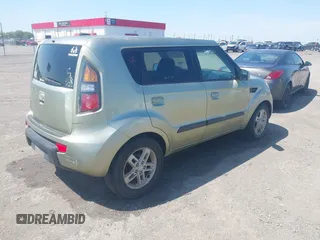 2010 Kia Soul + with VIN KNDJT2A20A7138511, listed as a IAAI auction lot 41884456 with 259,424 mi miles and . Bid and sale history available at DreamBid. Image 4.