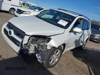 2009 Toyota RAV4 Ltd with VIN 2T3BK31V19W009538, listed as a IAAI auction lot 41606291 with 224,686 mi miles. Bid and sale history available at carsss.com. Image 17.