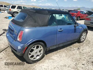 2007 MINI Convertible S z VIN WMWRH33577TL94482, wystawiony jako Copart lot #55502015 z przebiegiem 118 957 mil mil oraz Szkoda całkowita • Salvage title. Historia ofert i sprzedaży dostępna na DreamBid. Obrazek 3.