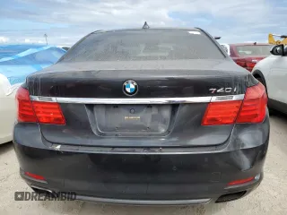 2011 BMW 7 Series 740i z VIN WBAKA4C51BC612517, wystawiony jako Copart lot #76987474 z przebiegiem Nie podano mil oraz Szkoda całkowita • Salvage title. Historia ofert i sprzedaży dostępna na DreamBid. Obrazek 6.