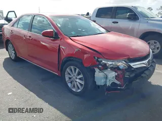 2012 Toyota Camry XLE z VIN 4T1BD1FKXCU002696, wystawiony jako IAAI lot #41955898 z przebiegiem 85 474 mil mil oraz . Historia ofert i sprzedaży dostępna na DreamBid. Obrazek 1.