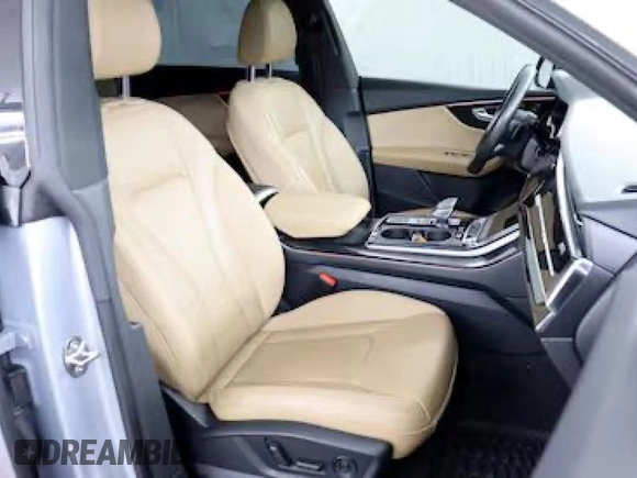 2020 Audi Q8 Premium Plus with VIN WA1EVAF16LD0071XX, listed as a Copart auction lot 42875245 with 47,459 mi miles and Clean title. Bid and sale history available at DreamBid. Image 5.