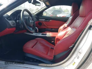 2015 BMW Z4 sDrive35i with VIN WBALM7C56FJ799025, listed as a IAAI auction lot 42707903 with 139,767 mi miles and . Bid and sale history available at DreamBid. Image 5.