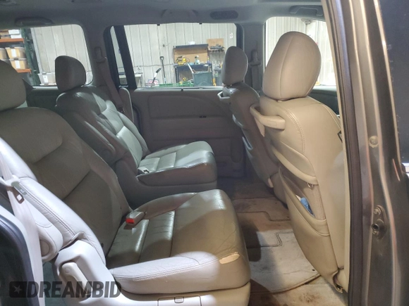 2007 Honda Odyssey EX-L z VIN 5FNRL38637B402003, wystawiony jako Copart lot #49182465 z przebiegiem 224 350 mil mil oraz Czysty tytuł • Clean title. Historia ofert i sprzedaży dostępna na DreamBid. Obrazek 11.