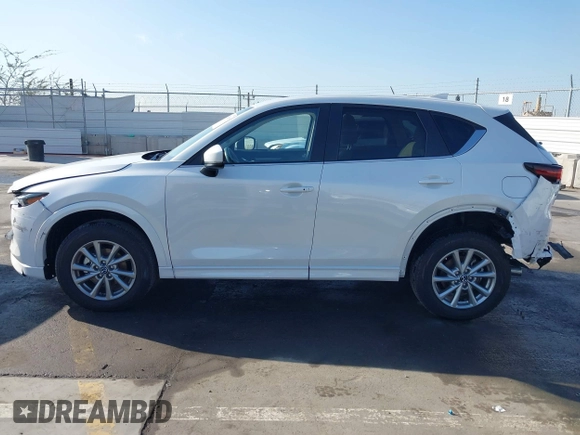 2024 Mazda CX-5 2.5 S Preferred Package with VIN JM3KFBCL8R0498140, listed as a IAAI auction lot 41858289 with 6,159 mi miles. Bid and sale history available at carsss.com. Image 14.