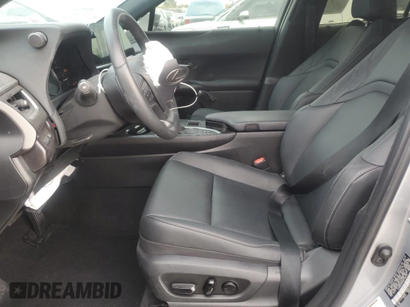 2024 Lexus UX with VIN JTHX6JBH9R2166376, listed as a Copart auction lot 85294644 with 6,173 mi miles and Salvage Title. Bid and sale history available at carsss.com. Image 7.