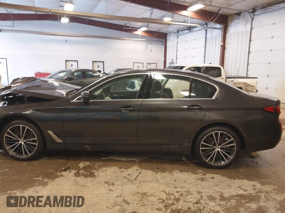 2023 BMW 5 Series 540i xDrive with VIN WBA73BJ04PCL95113, listed as a IAAI auction lot 41173700 with Not Provided miles and . Bid and sale history available at carsss.com. Image 14.