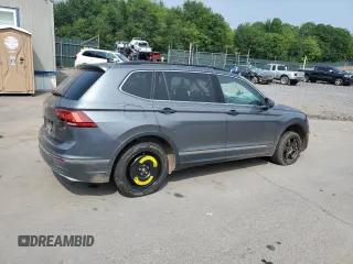 2018 Volkswagen Tiguan SEL with VIN 3VV2B7AX2JM216584, listed as a Copart auction lot 60986525 with 78,641 mi miles and Salvage title. Bid and sale history available at DreamBid. Image 3.