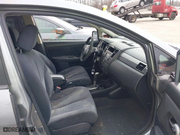 2011 Nissan Versa 1.8 S with VIN 3N1BC1CP2BL485409, listed as a IAAI auction lot 41595888 with 207,121 mi miles. Bid and sale history available at carsss.com. Image 5.