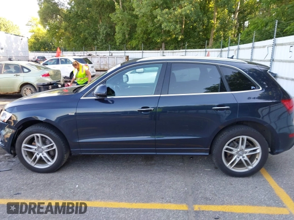 2016 Audi Q5 Premium Plus with VIN WA1D7AFP2GA056351, listed as a IAAI auction lot 42625683 with 120,384 mi miles and . Bid and sale history available at DreamBid. Image 14.