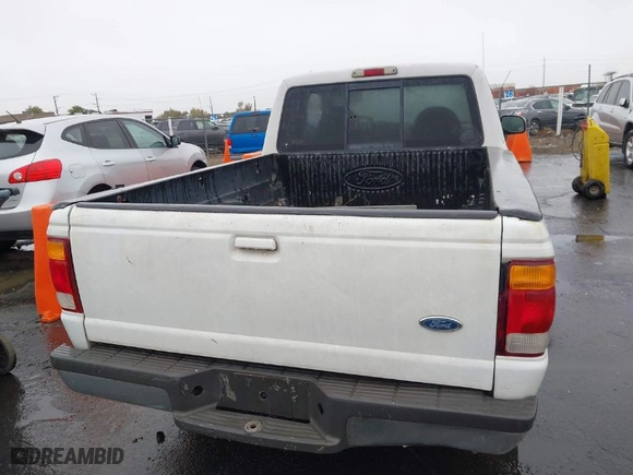 1998 Ford Ranger XL with VIN 1FTYR14XXWPB50753, listed as a IAAI auction lot 40927381 with 352,183 mi miles. Bid and sale history available at carsss.com. Image 16.