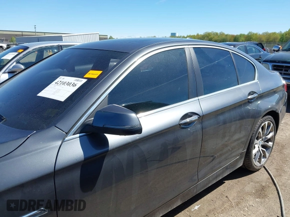 2016 BMW 5 Series 535i xDrive with VIN WBA5B3C55GG252334, listed as a IAAI auction lot 42103036 with 97,749 mi miles and . Bid and sale history available at DreamBid. Image 15.