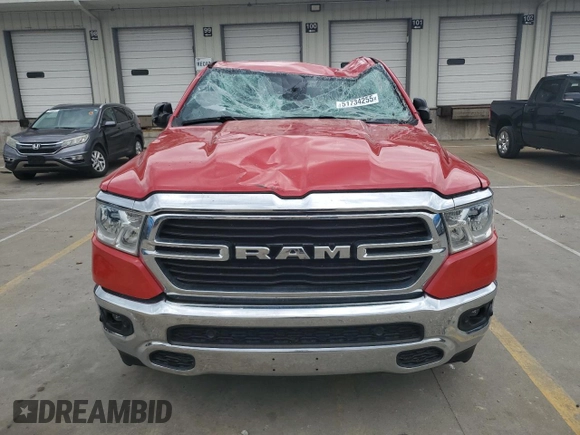 2021 Ram 1500 Big Horn z VIN 1C6SRFMT0MN796805, wystawiony jako Copart lot #51734255 z przebiegiem 83 877 mil mil oraz Szkoda całkowita • Salvage title. Historia ofert i sprzedaży dostępna na DreamBid. Obrazek 5.