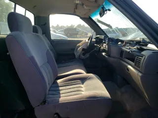 1994 Dodge Ram 1500 with VIN 1B7HC16Y4RS549585, listed as a Copart auction lot 70640894 with 249,608 mi miles and Salvage Title. Bid and sale history available at carsss.com. Image 10.