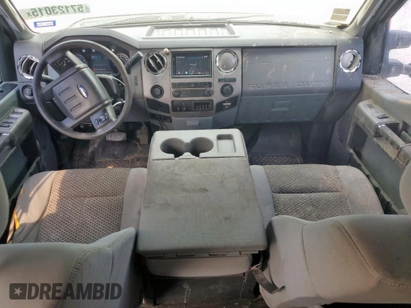 2013 Ford F-350 XL с VIN 1FT8W3DT5DEB73500, выставлен на аукционе Copart как лот 57123015 с пробегом 246 990 миль миль и Списание • Salvage title. История ставок и продаж доступна на DreamBid. Изображение 8.