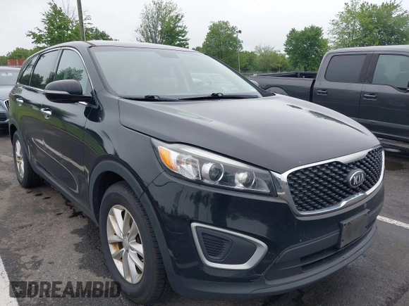 2018 Kia Sorento LX z VIN 5XYPG4A37JG412910, wystawiony jako IAAI lot #42466741 z przebiegiem 170 131 mil mil oraz . Historia ofert i sprzedaży dostępna na DreamBid. Obrazek 6.