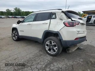 2020 Jeep Compass Limited with VIN 3C4NJDCBXLT221328, listed as a Copart auction lot 61133605 with 70,338 mi miles and Salvage title. Bid and sale history available at DreamBid. Image 2.