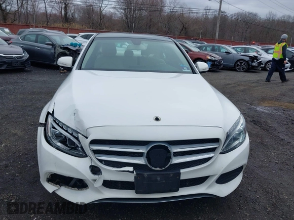 2015 Mercedes-Benz C-Class C 300 Luxury with VIN 55SWF4KBXFU052095, listed as a IAAI auction lot 41792142 with 104,177 mi miles. Bid and sale history available at carsss.com. Image 12.