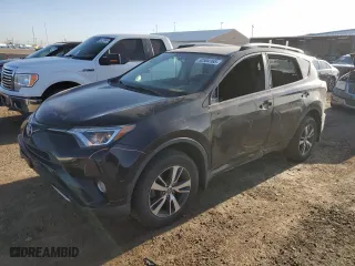 2016 Toyota RAV4 XLE with VIN 2T3RFREV5GW429025, listed as a Copart auction lot 52504165 with 138,249 mi miles and Salvage Title. Bid and sale history available at carsss.com. Image 1.