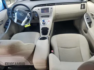 2012 Toyota Prius One z VIN JTDKN3DU8C5401215, wystawiony jako Copart lot #57703315 z przebiegiem 76 326 mil mil oraz Szkoda całkowita • Salvage title. Historia ofert i sprzedaży dostępna na DreamBid. Obrazek 8.