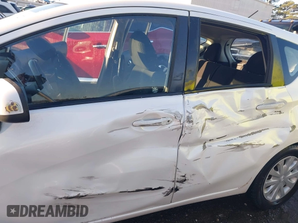 2014 Nissan Note SV with VIN 3N1CE2CP8EL424445, listed as a IAAI auction lot 41739127 with 111,557 mi miles and . Bid and sale history available at DreamBid. Image 6.