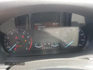 2021 Ford Police Interceptor Utility z VIN 1FM5K8AW8MNA12077, wystawiony jako Copart lot #53442315 z przebiegiem 89 128 mil mil oraz Szkoda całkowita • Salvage title. Historia ofert i sprzedaży dostępna na DreamBid. Obrazek 9.