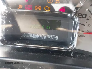 2009 Ford Expedition SSV с VIN 1FMFU15519EB27666, выставлен на аукционе IAAI как лот 41506400 с пробегом 204 593 миль миль и . История ставок и продаж доступна на DreamBid. Изображение 7.