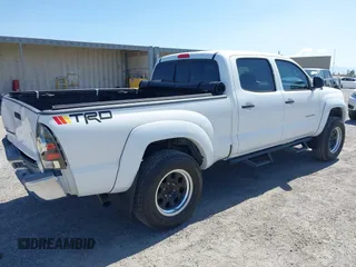 2006 Toyota Tacoma with VIN 3TMMU52N86M003228, listed as a IAAI auction lot 42548963 with 165,176 mi miles and . Bid and sale history available at DreamBid. Image 4.