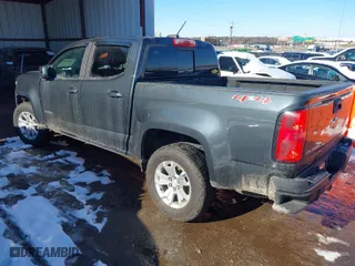 2018 Chevrolet Colorado 4WD LT with VIN 1GCGTCEN1J1138511, listed as a IAAI auction lot 41299326 with 107,159 mi miles. Bid and sale history available at carsss.com. Image 3.