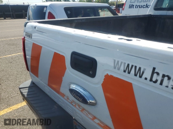 2015 Ford F-250 Lariat с VIN 1FT7W2B68FED12248, выставлен на аукционе IAAI как лот 42568032 с пробегом 301 100 миль миль и . История ставок и продаж доступна на DreamBid. Изображение 15.