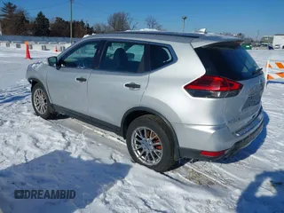 2017 Nissan Rogue SL with VIN 5N1AT2MV3HC791384, listed as a IAAI auction lot 41319989 with 112,195 mi miles. Bid and sale history available at carsss.com. Image 3.