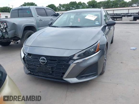 2024 Nissan Altima SV with VIN 1N4BL4DV3RN333408, listed as a IAAI auction lot 42178125 with 31,069 mi miles and . Bid and sale history available at carsss.com. Image 12.