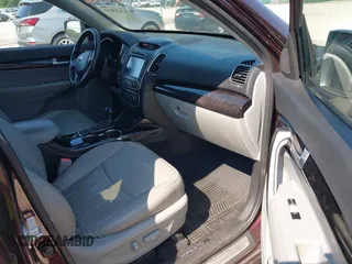 2014 Kia Sorento SX Limited with VIN 5XYKW4A76EG494568, listed as a IAAI auction lot 42655032 with 154,031 mi miles and . Bid and sale history available at DreamBid. Image 5.