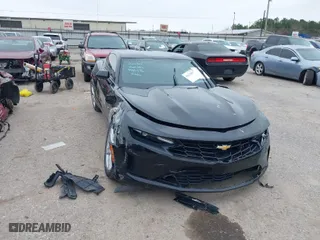2019 Chevrolet Camaro 1LT with VIN 1G1FB1RS4K0105666, listed as a IAAI auction lot 41623001 with 58,694 mi miles. Bid and sale history available at carsss.com. Image 1.