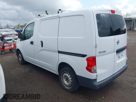 2015 Nissan NV200 SV with VIN 3N6CM0KN0FK728958, listed as a IAAI auction lot 41938350 with 192,240 mi miles. Bid and sale history available at carsss.com. Image 3.